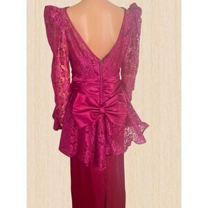Vintage lace UNION USA made Sz 16 Burgundy peplum gown